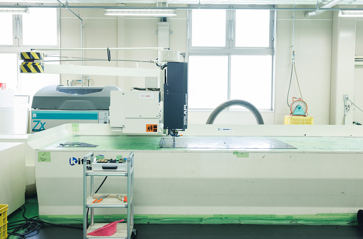 ウォータカッター